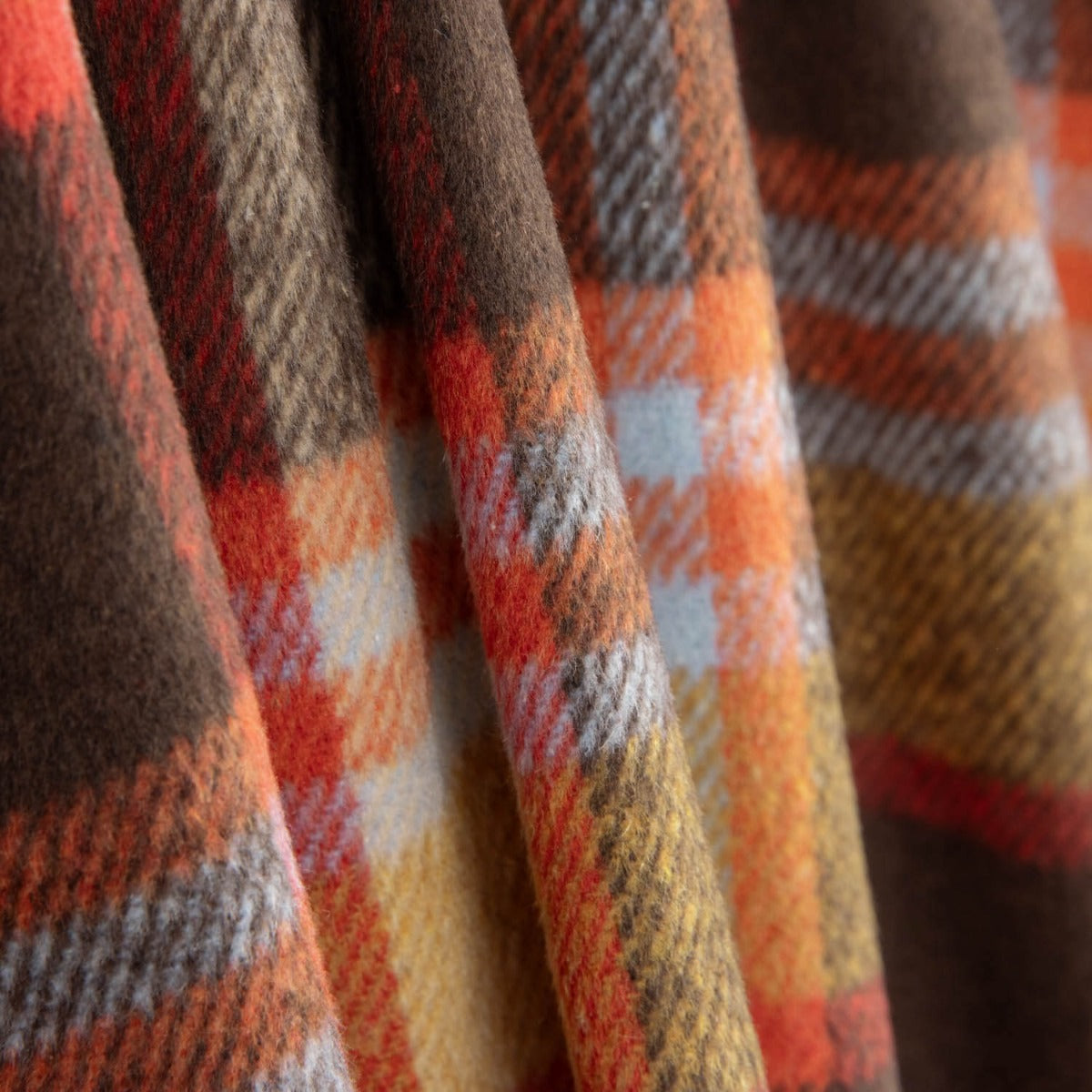 Mouflon à carreaux moutarde, marron et rouges - Ribes y Casals