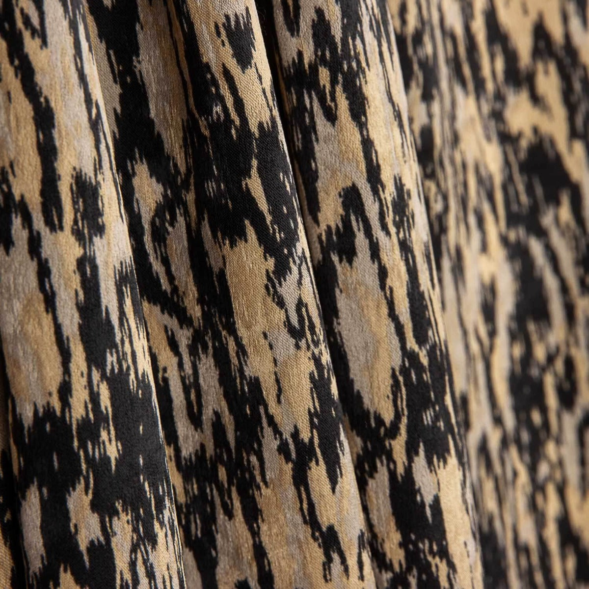 Tissu polyester satin velours animal - Ribes y Casals