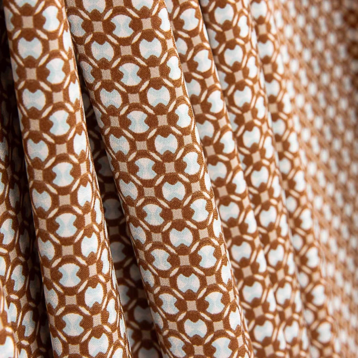 Satin de polyester Géo Nadia - Ribes y Casals