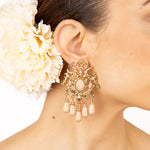 Boucles d&#39;oreilles flamenco or avec gouttes beige - Ribes y Casals