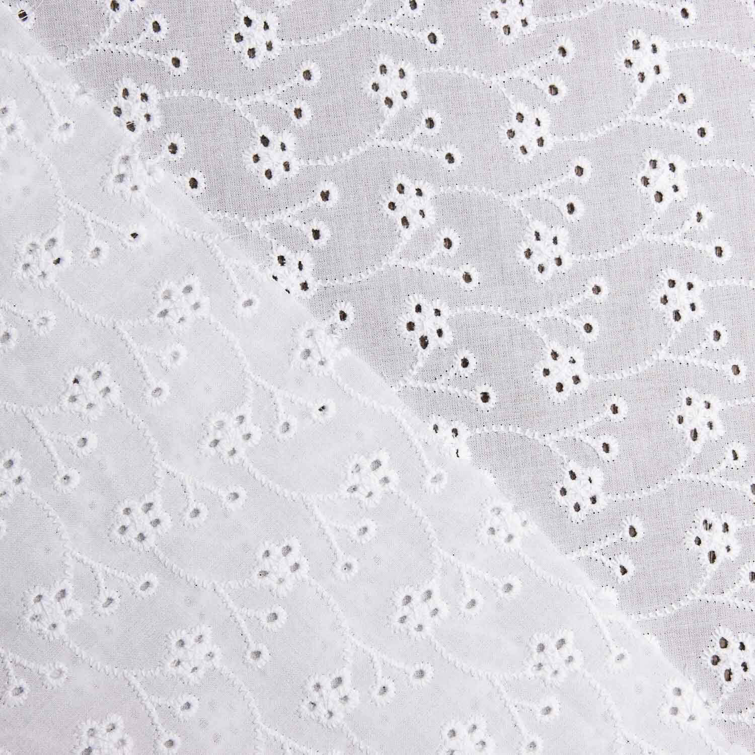 Broderie suisse Fleur Trèfle Blanc Naturel - Ribes y Casals