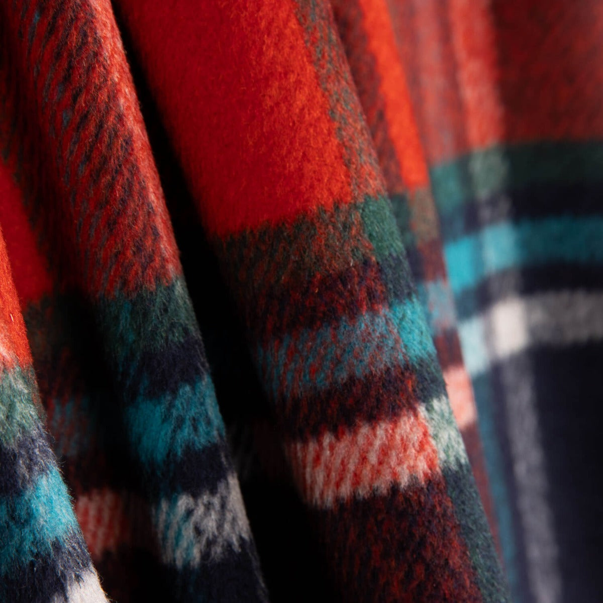 Tissu pour manteau à carreaux rouge - Ribes y Casals