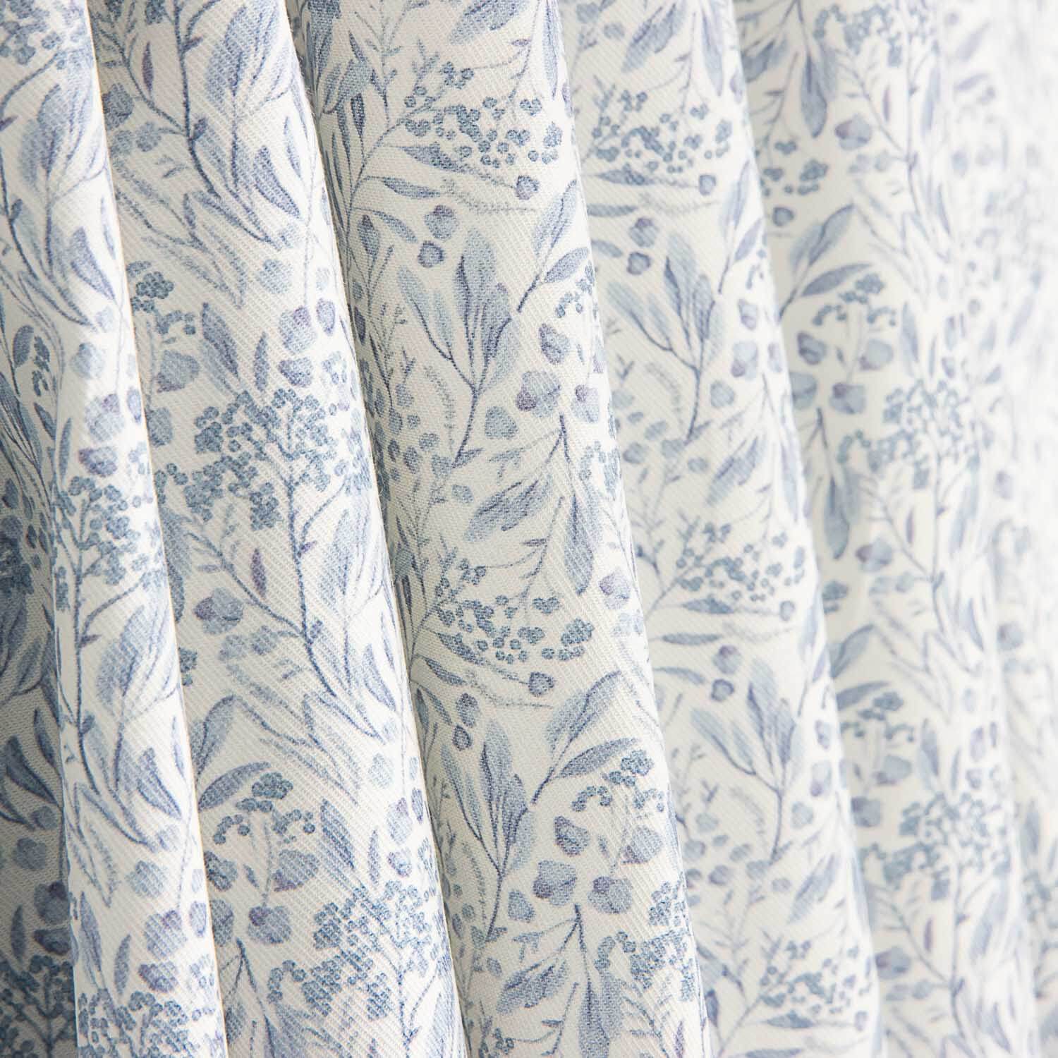 Popeline de coton à fleurs Blue Garden - Ribes y Casals