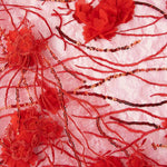 Tul rouge brodé de fleurs 3D et de paillettes - Ribes y Casals