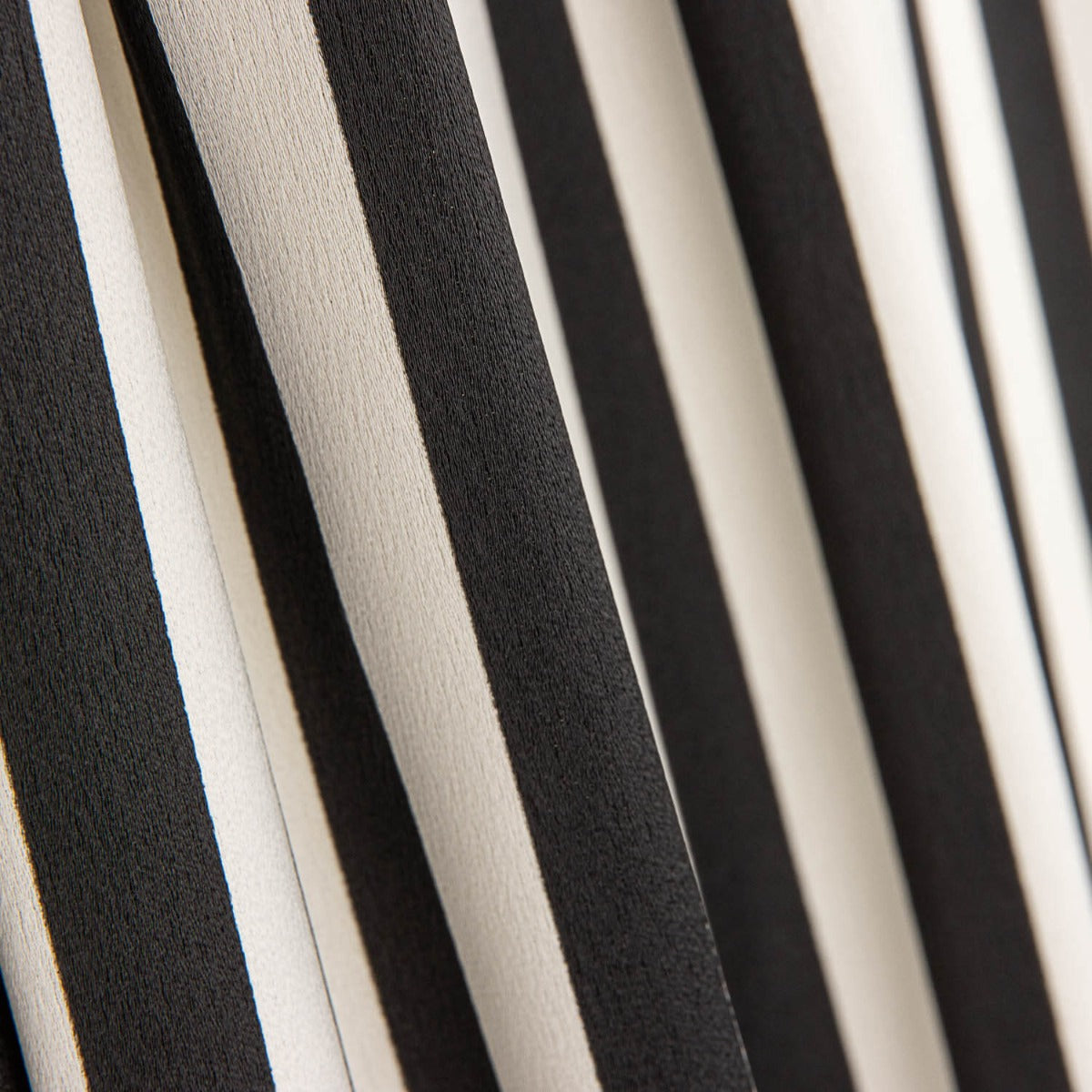 Crep Poliéster Rayas Negras - Ribes y Casals