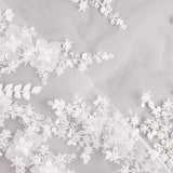 Robe de mariée en tulle blanc avec strass et fleurs 3D « Elegance » - Ribes y Casals
