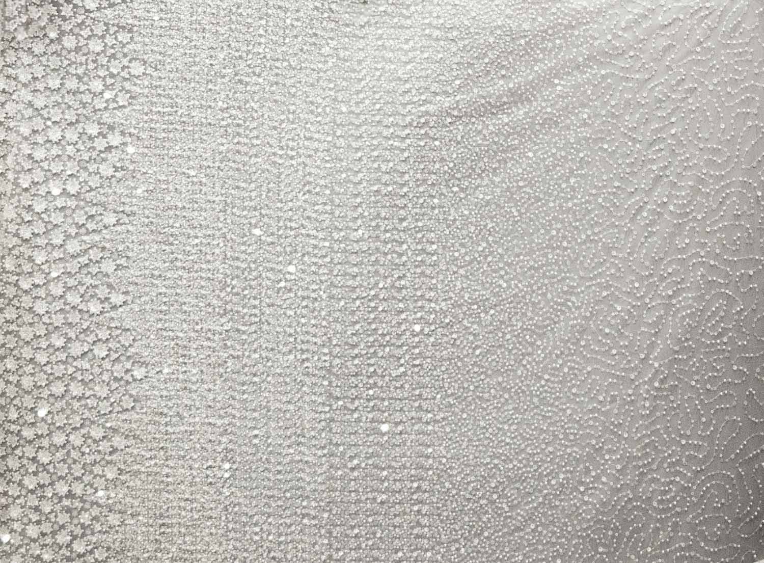 Robe de mariée en tulle blanc avec mini-fleurs dégradées « Elegance » - Ribes y Casals