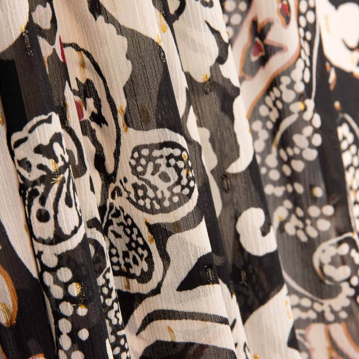 Chiffon froissé Paisley nocturne - Ribes y Casals