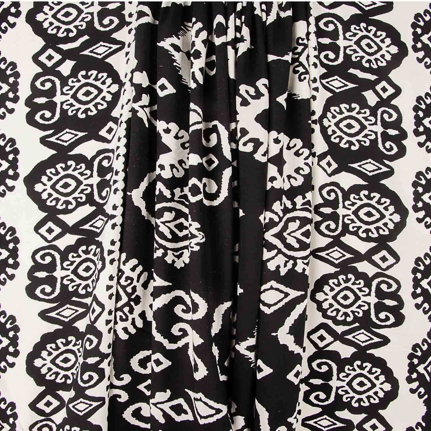 Chutes de viscose à imprimé ethnique avec bordure noire - Différentes dimensions x largeur de 140 cm - Ribes y Casals