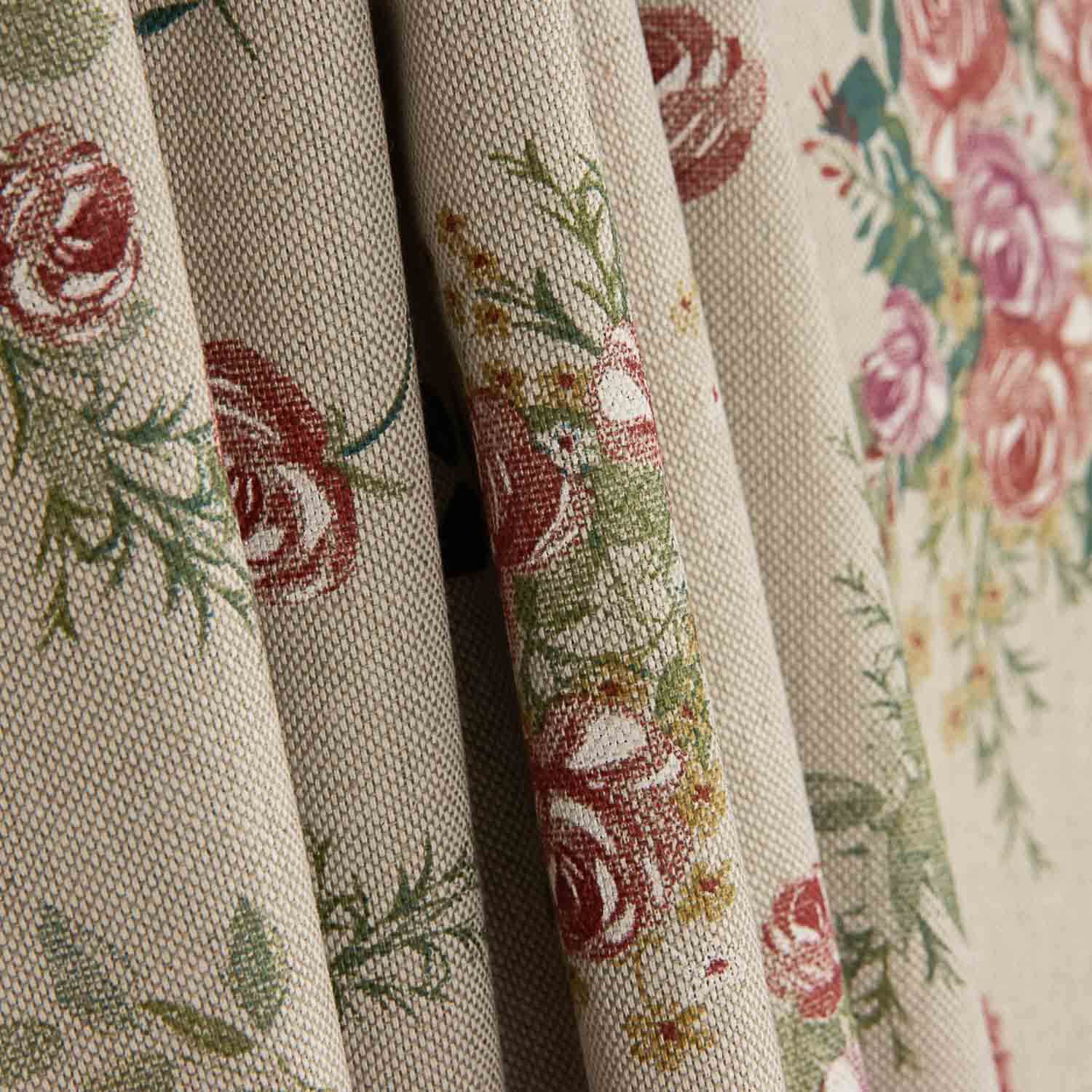 Toile imprimée floral romantique sur fond beige - Ribes y Casals