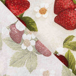 Toile imprimée fraises et fleurs multicolores - Ribes y Casals