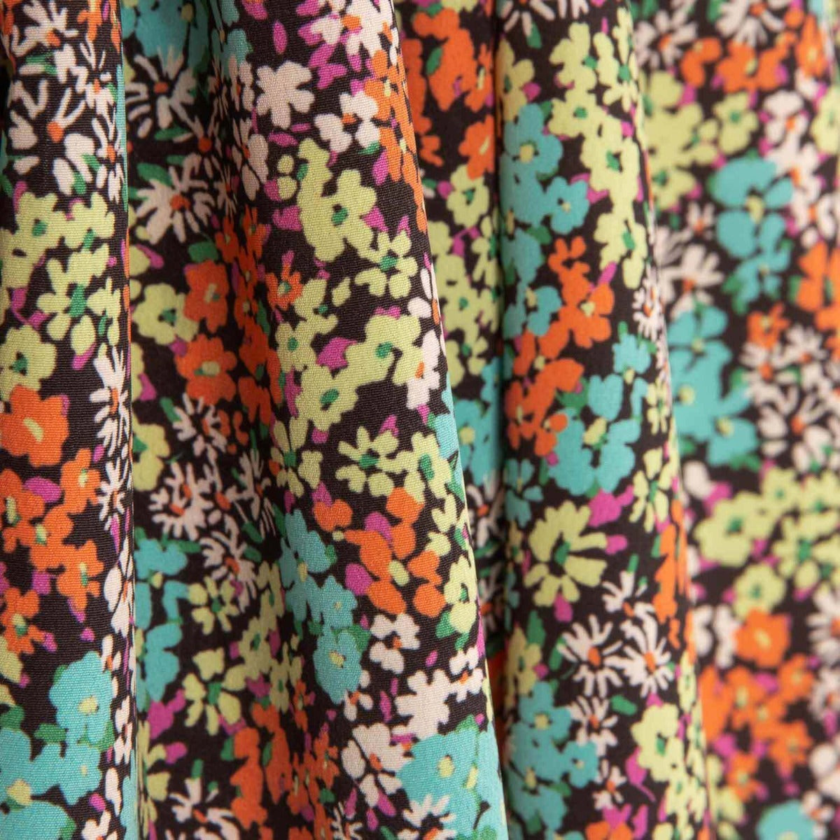 Crêpe léger imprimé jungle florale fuchsia - Ribes y Casals