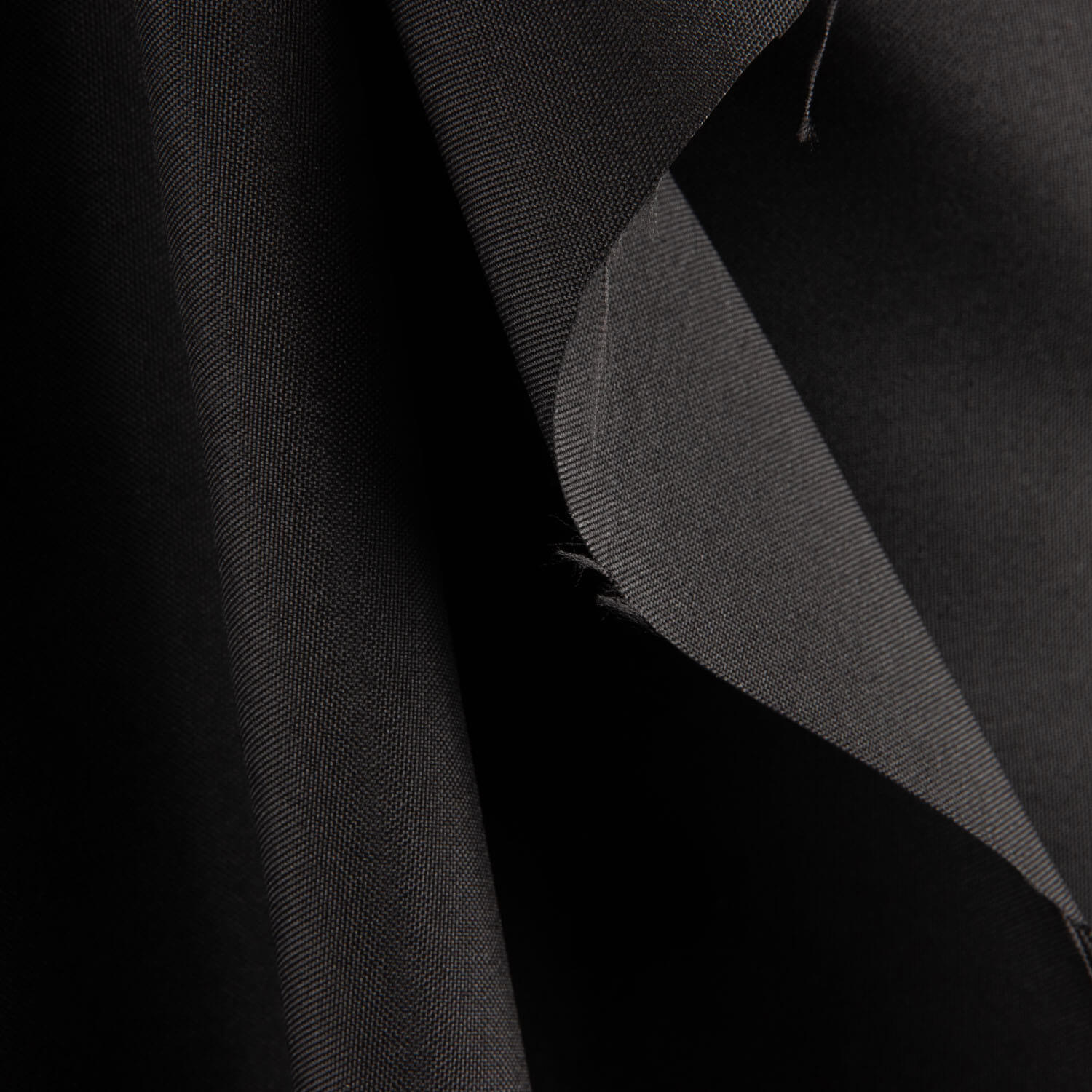 Rouleau de polyester noir plat 280 cm – Pièce de 25 mètres - Ribes y Casals