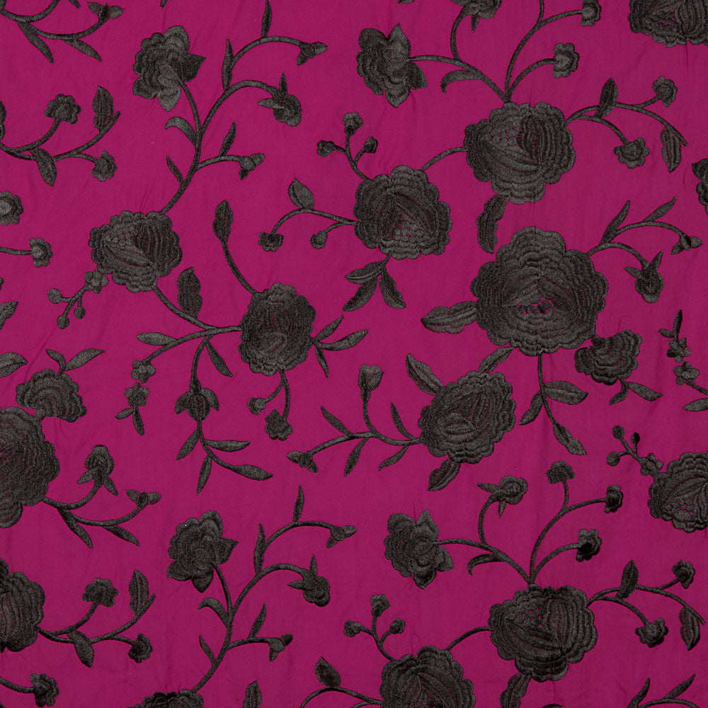 Châle brodé noir Tencel Strawberry Red - Ribes y Casals