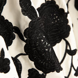 Châle brodé noir Tencel Natural White - Ribes y Casals