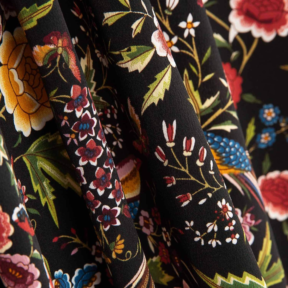 Crêpe Polyester Mantón imprimé Colibrí noir - Ribes y Casals