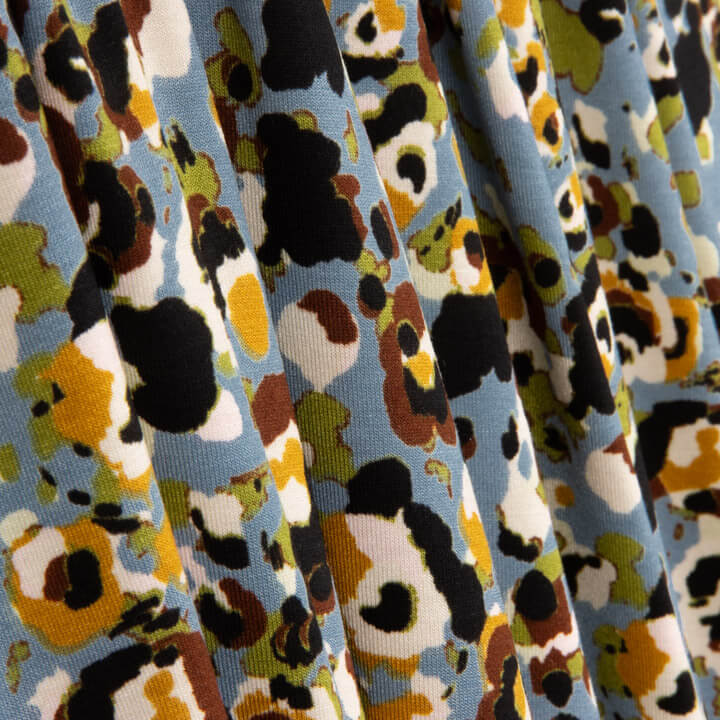 Maille en viscose à imprimé animal abstrait bleu - Ribes y Casals