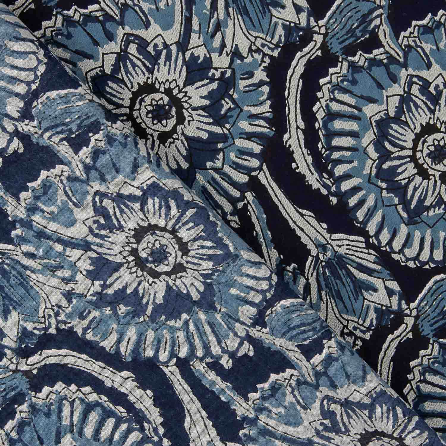 Voile en coton imprimé de fleurs indigo nocturne - Ribes y Casals