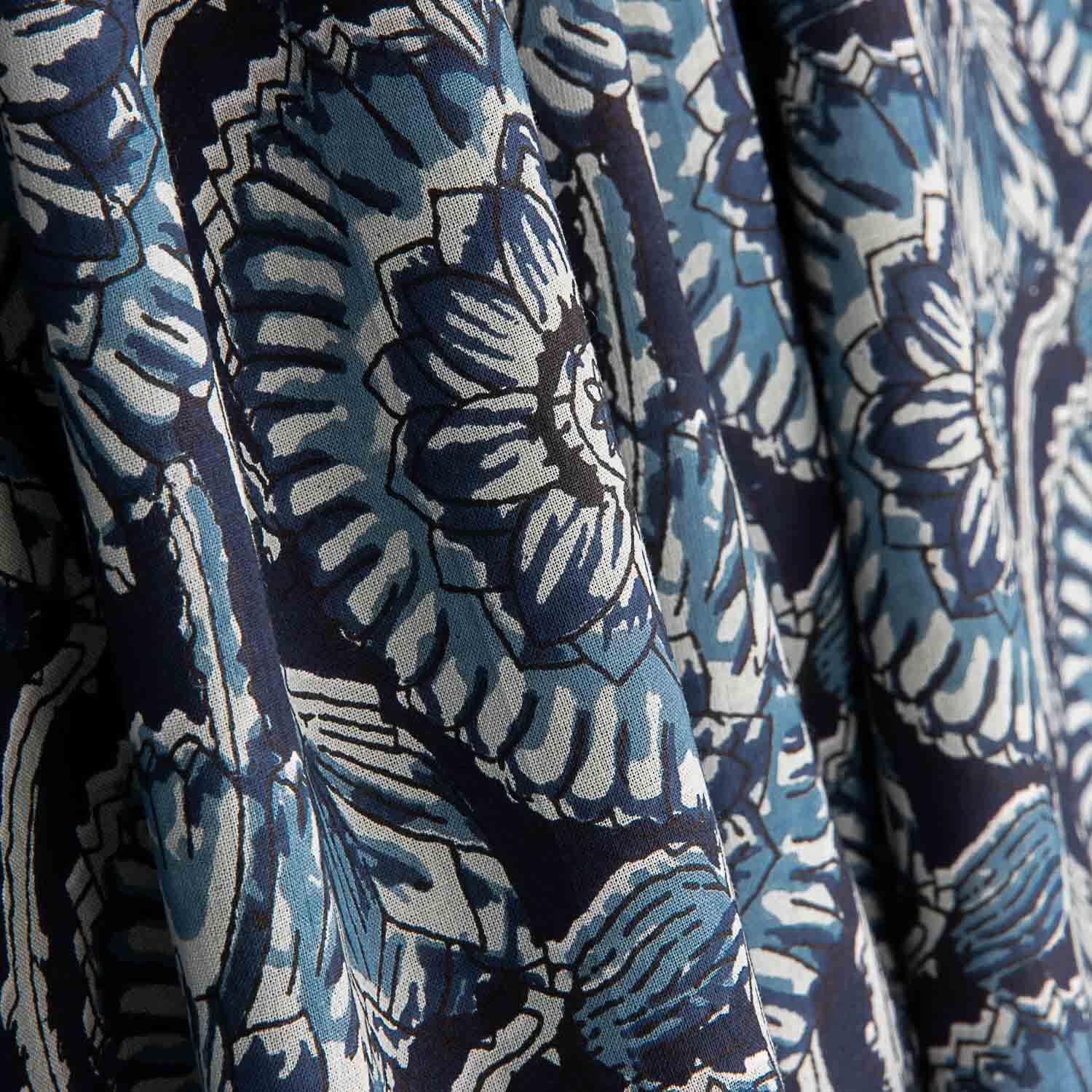 Voile en coton imprimé spirales batik indigo - Ribes y Casals