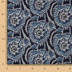 Voile en coton imprimé de fleurs indigo nocturne - Ribes y Casals