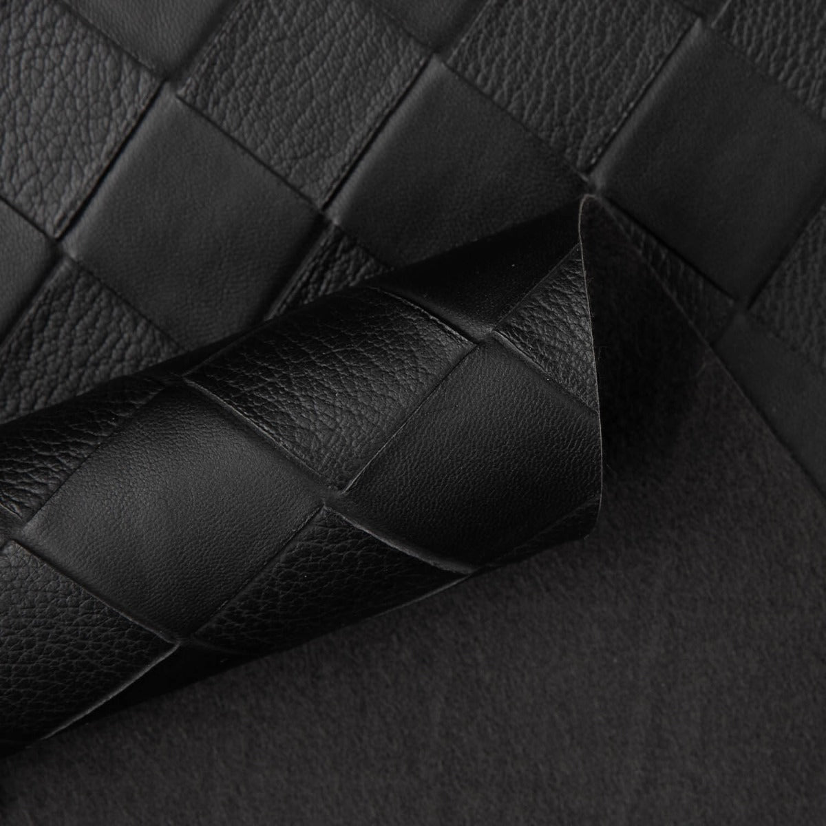 Simili cuir noir matelassé à motif losange - Ribes y Casals