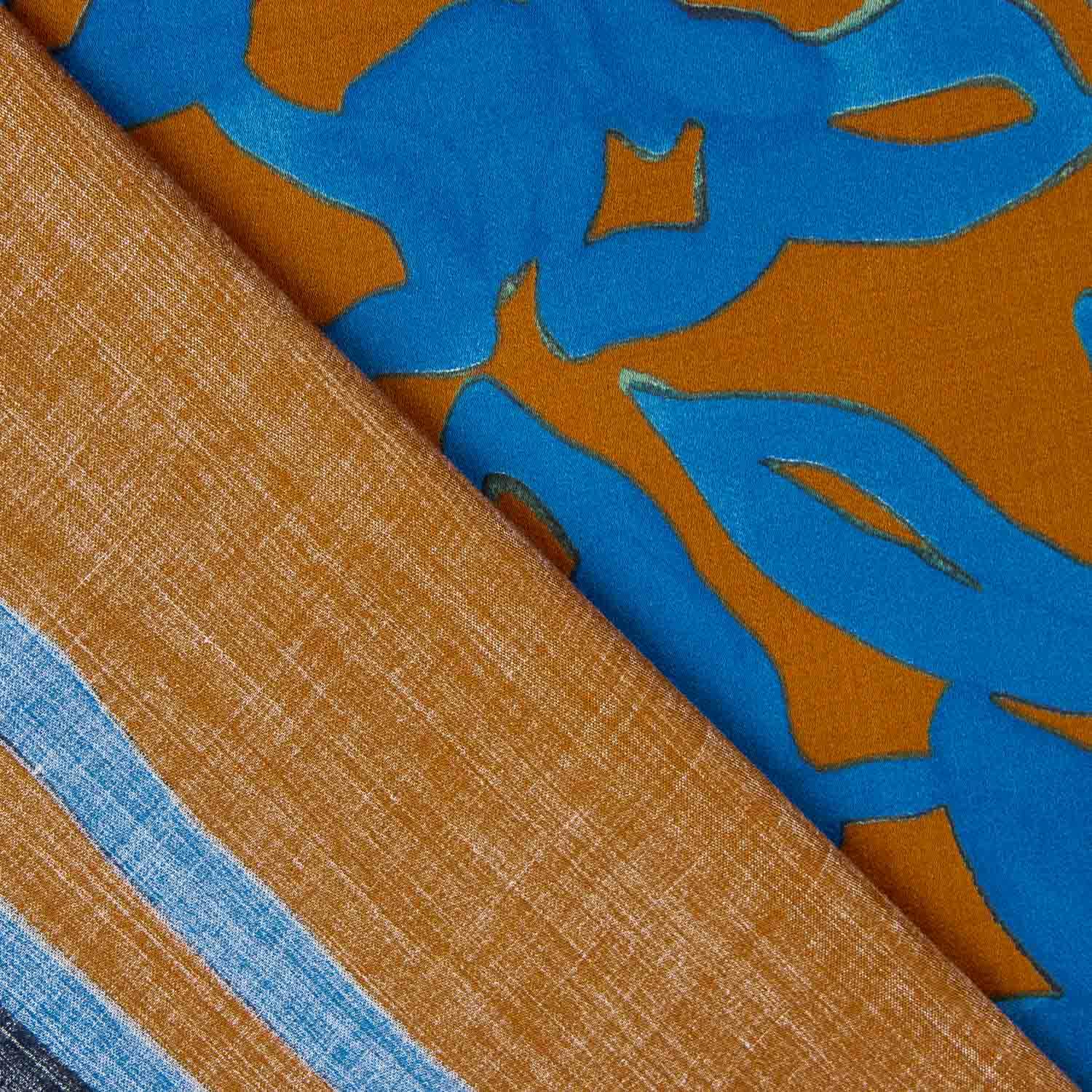 Viscose satinée imprimée floral avec bordure bleue et volants - Ribes y Casals