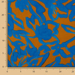 Viscose satinée imprimée floral avec bordure bleue et volants - Ribes y Casals