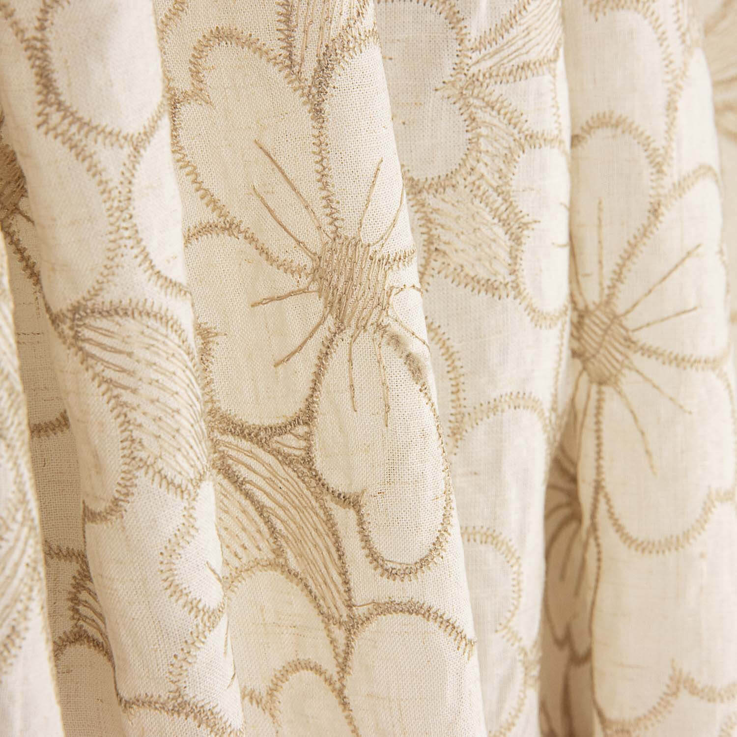Voile de coton brut avec broderie beige - Ribes y Casals