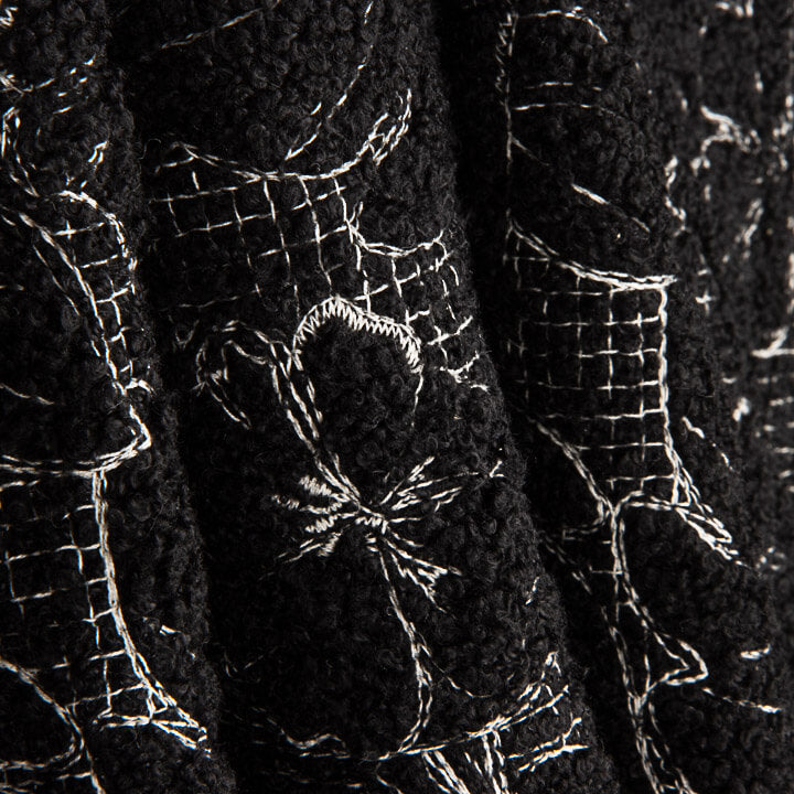 Bouclé brodé de motifs floraux Noctis Noir - Ribes y Casals