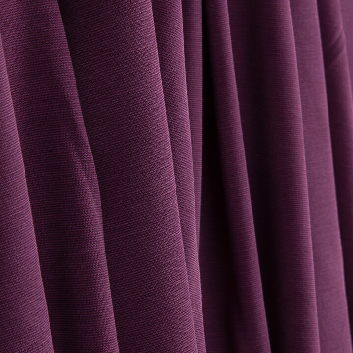 Tissu uni en viscose « Buganvilla » lavé à la pierre - Ribes y Casals