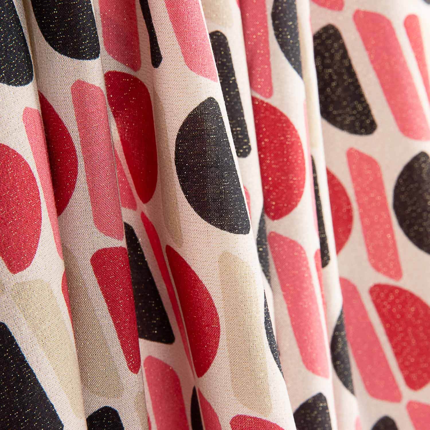 Viscose satinée avec motifs imprimés géométriques avec lurex rose et noir - Ribes y Casals