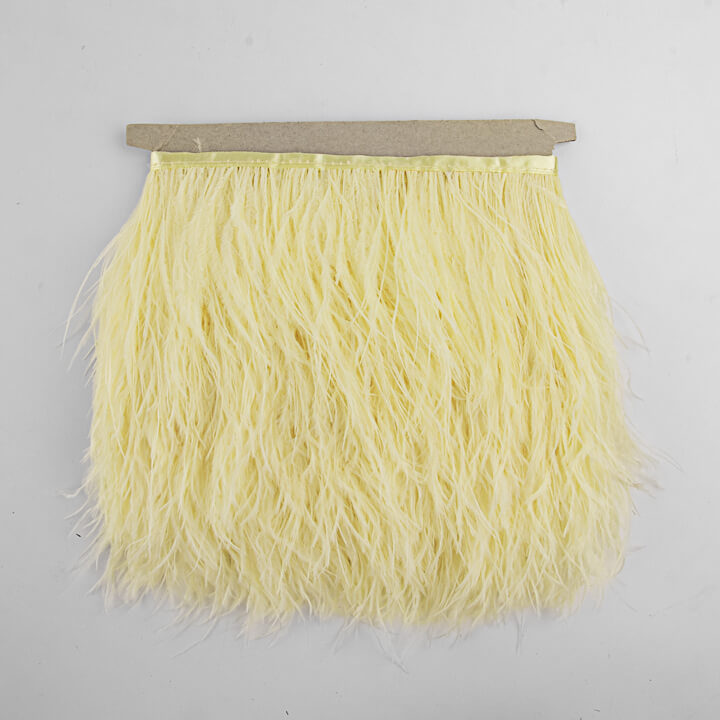 Frange de plumes Plus jaune douce - Ribes y Casals