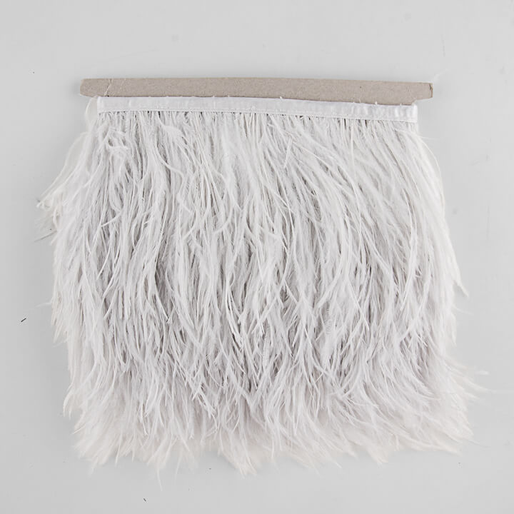 Frange de plumes Plus gris perle - Ribes y Casals