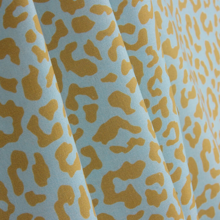 Tissu en percale imprimé « Nairobi Mustard Blue » - Ribes y Casals