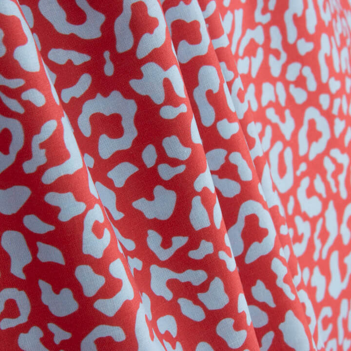 Tissu en percale imprimé rouge et bleu Nairobi - Ribes y Casals