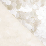 Tulle écru à reflets nacrés et tissu à sequins en forme de pétales - Ribes y Casals