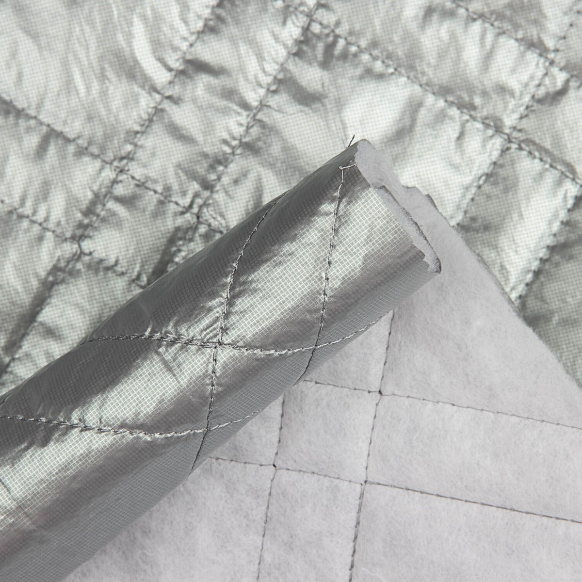 Tissu Matelassée Déperlant Argent - Ribes y Casals