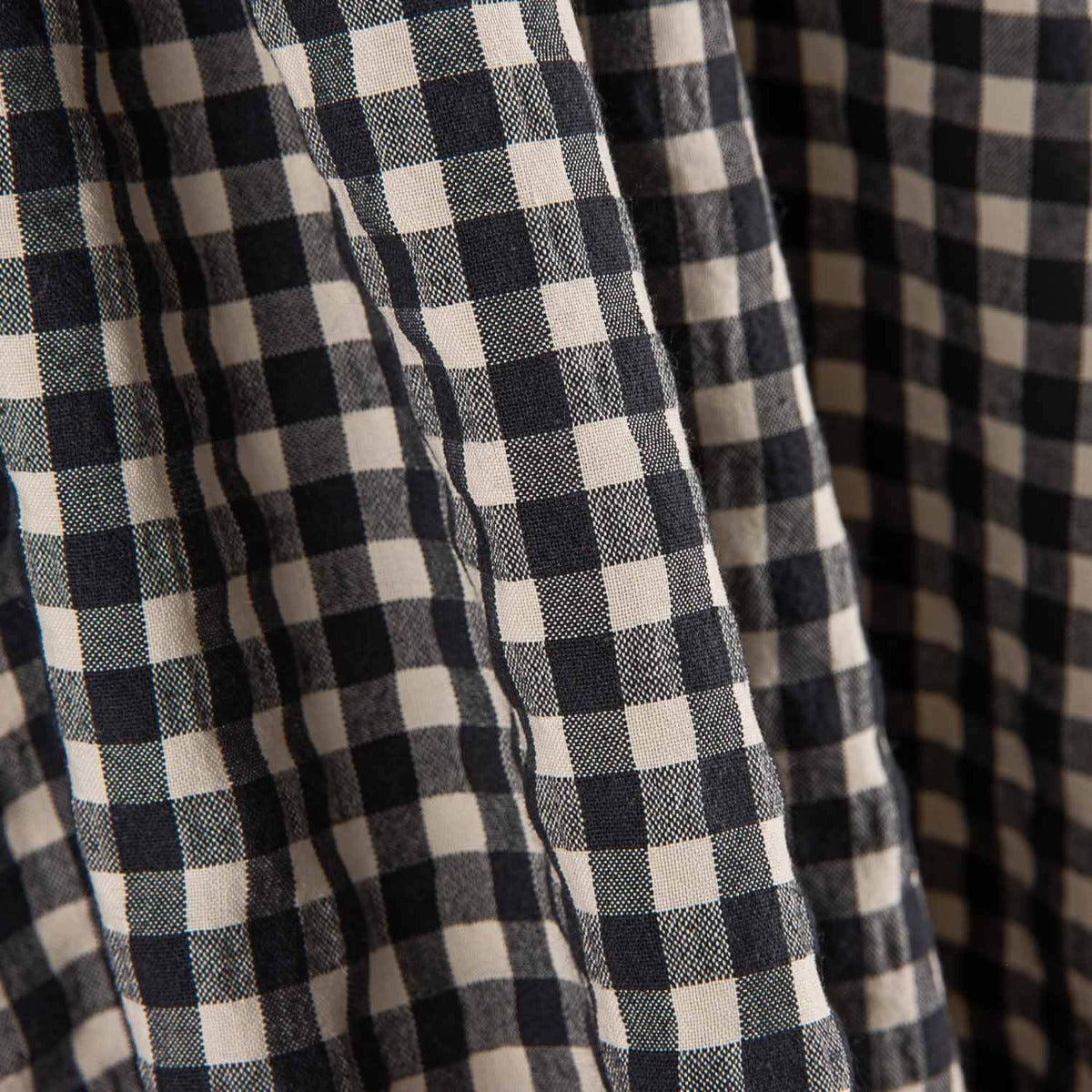 Seersucker de coton à carreaux moyens noir et blanc - Ribes y Casals