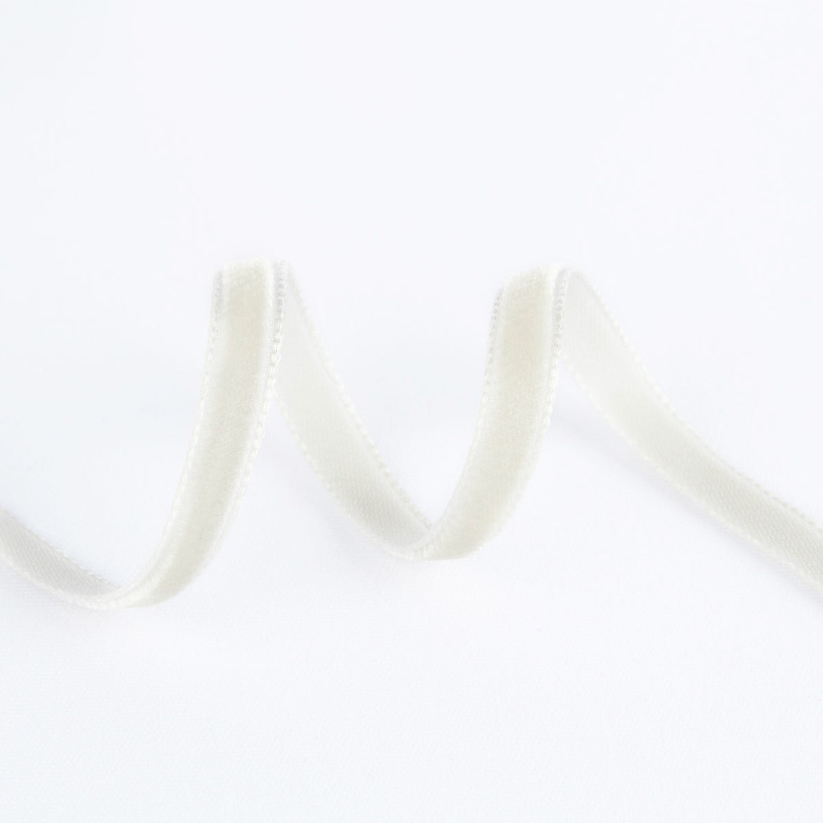 Ruban Velours Gris Clair 7mm - Ribes y Casals