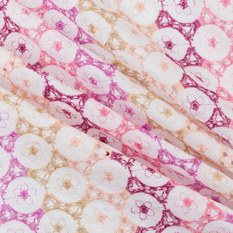 Retal Bordado Suizo Flores Fucsias 145x140cm - Ribes y Casals