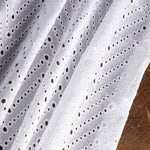 Broderie Suisse Chevron Blanc - Ribes y Casals