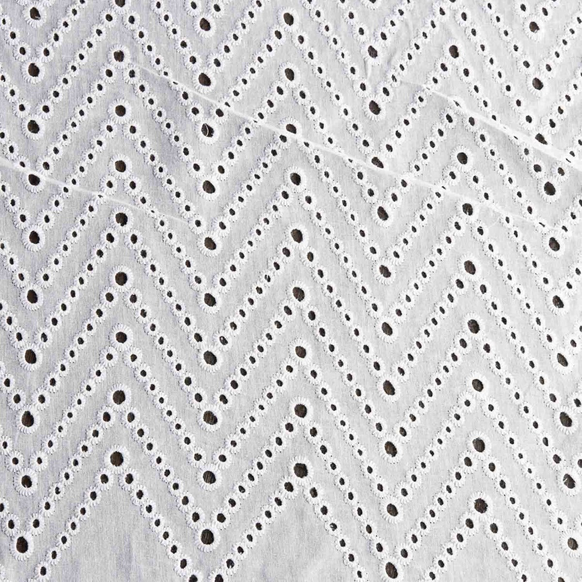 Broderie Suisse Chevron Blanc - Ribes y Casals