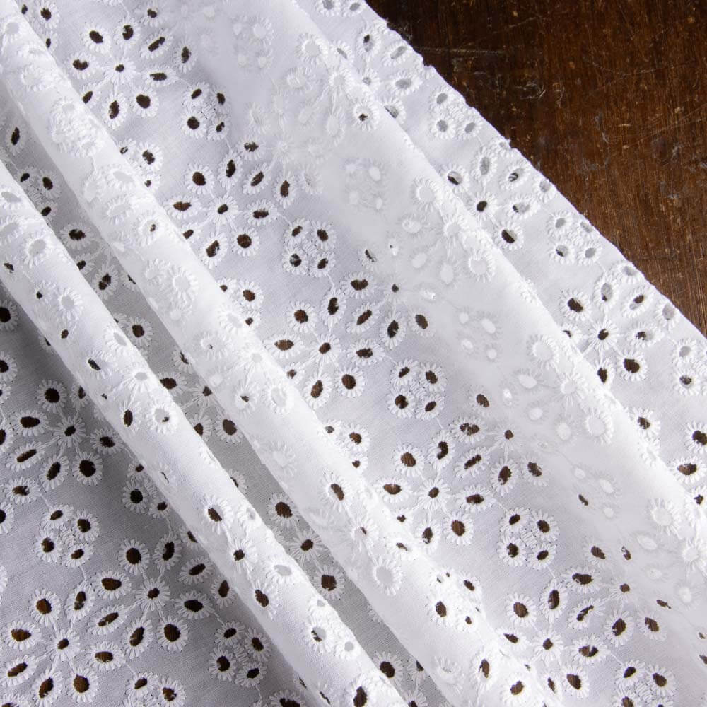 Broderie Suisse Lucia Blanc - Ribes y Casals