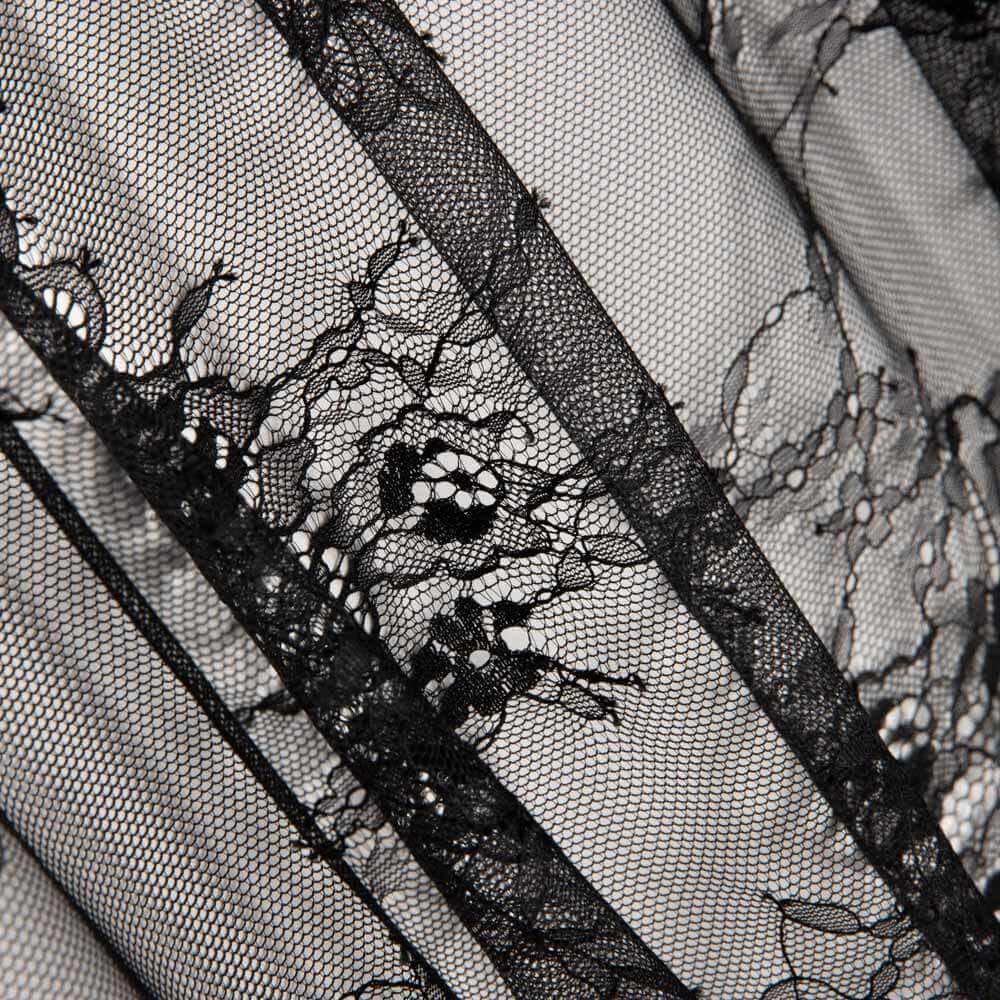 Dentelle Chantilly Noir - Ribes y Casals