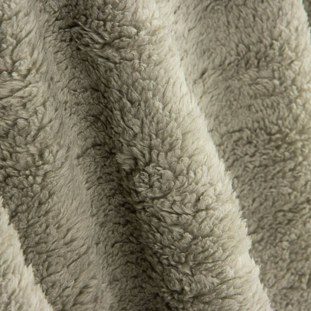 Retal Coralina Lisa Verde 50x150 cm. - Ribes y Casals