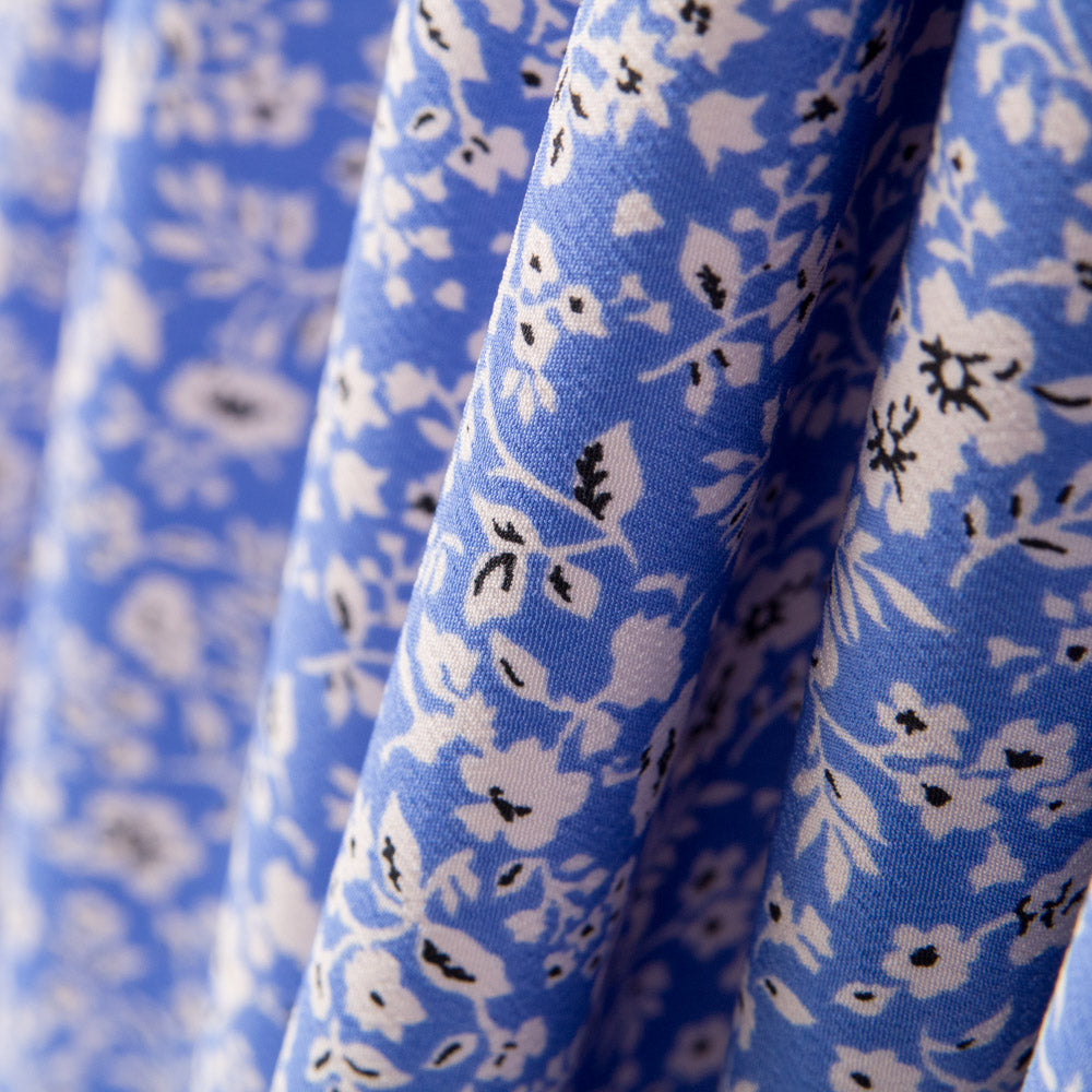 Crêpe Floral Fond Bleu - Ribes y Casals
