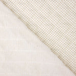 Forro Acolchado Ligero Crudo con Topitos Beige - Ribes y Casals