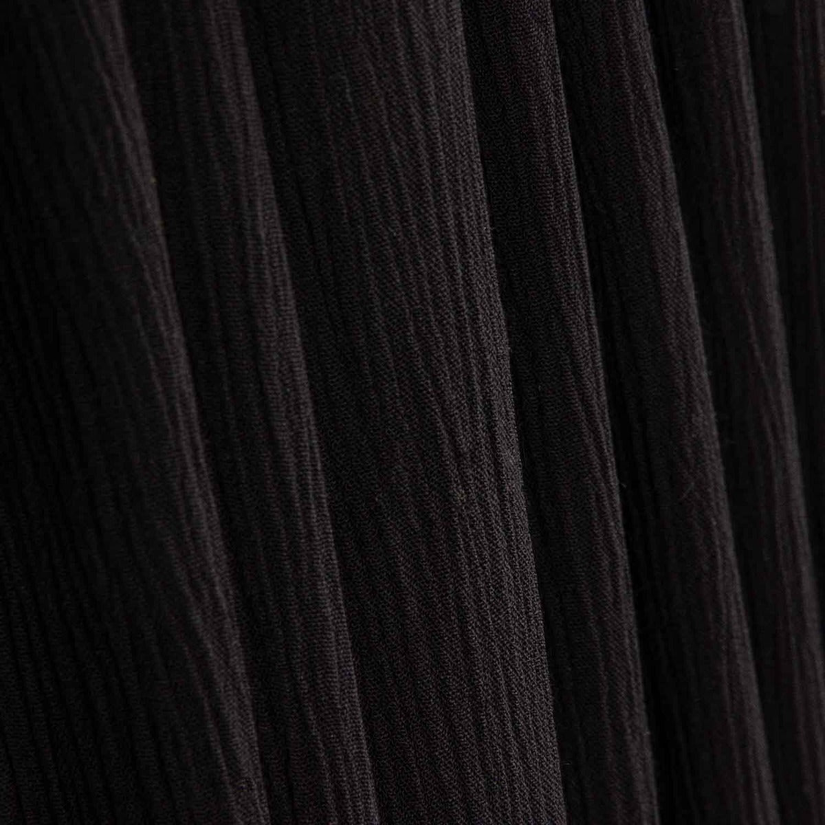 Gaze froissée en viscose noire - Ribes y Casals