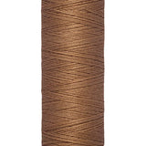 Fils Gütermann 100 m, couleur 842, marron argile - Ribes y Casals