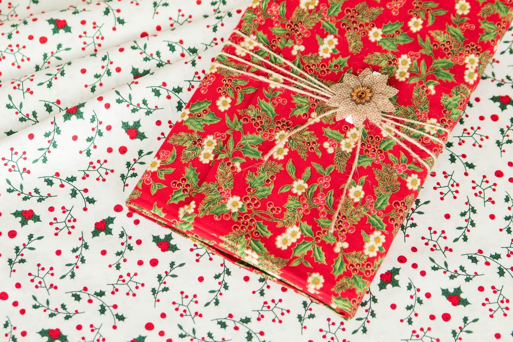 Popeline Noël Rouge Poinsettia - Ribes y Casals